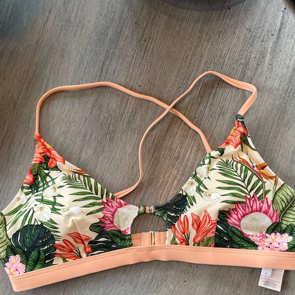 Cupshe Bikini - Picture 3 of 6